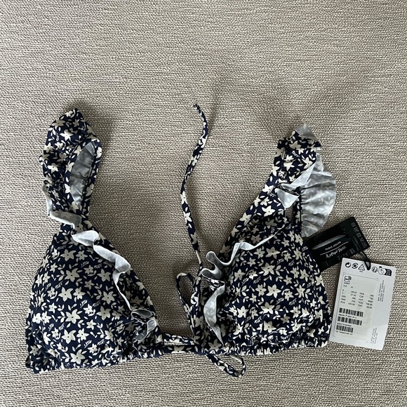 NWT Frilled Triangle Bikini Top (Matching Bottoms Available) - Picture 9 of 9